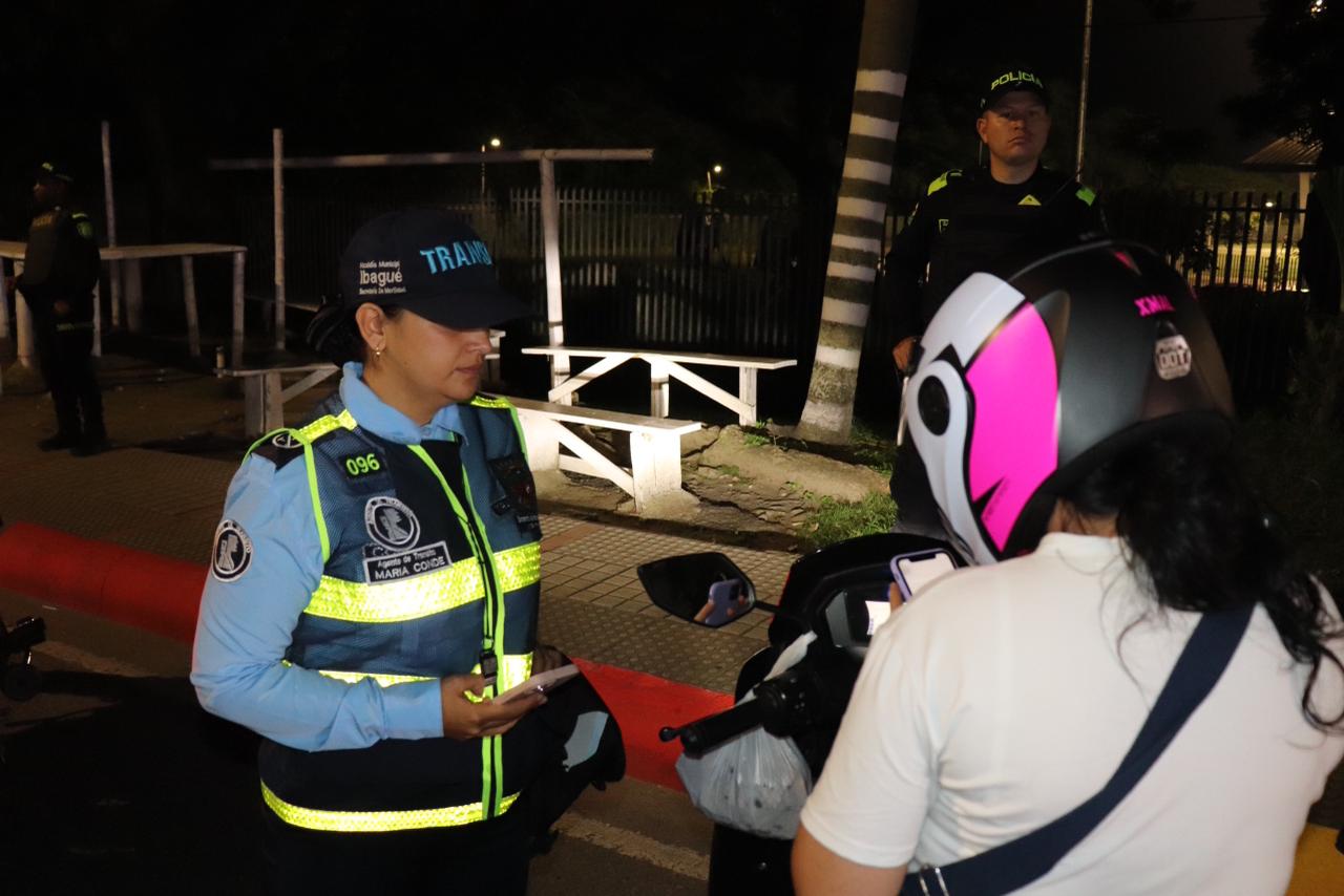 176 conductores sancionados durante operativos de tránsito en Ibagué