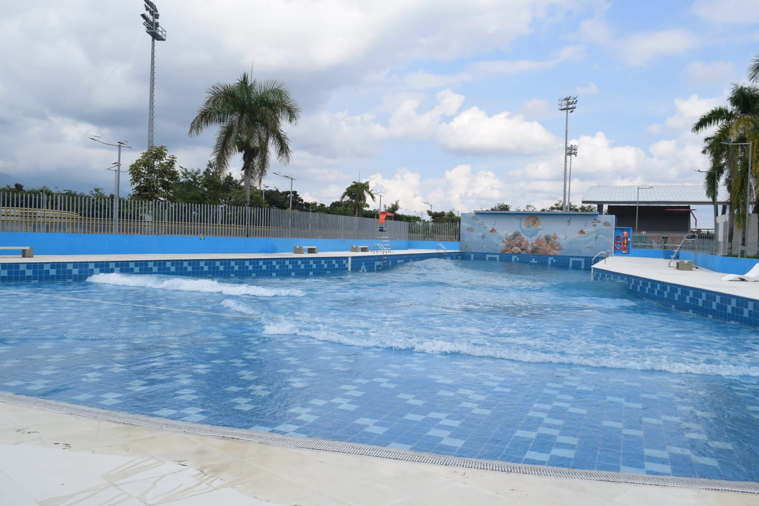 Alcaldía de Ibagué abrirá gratis por este fin de semana las Piscinas de Olas del Parque Deportivo