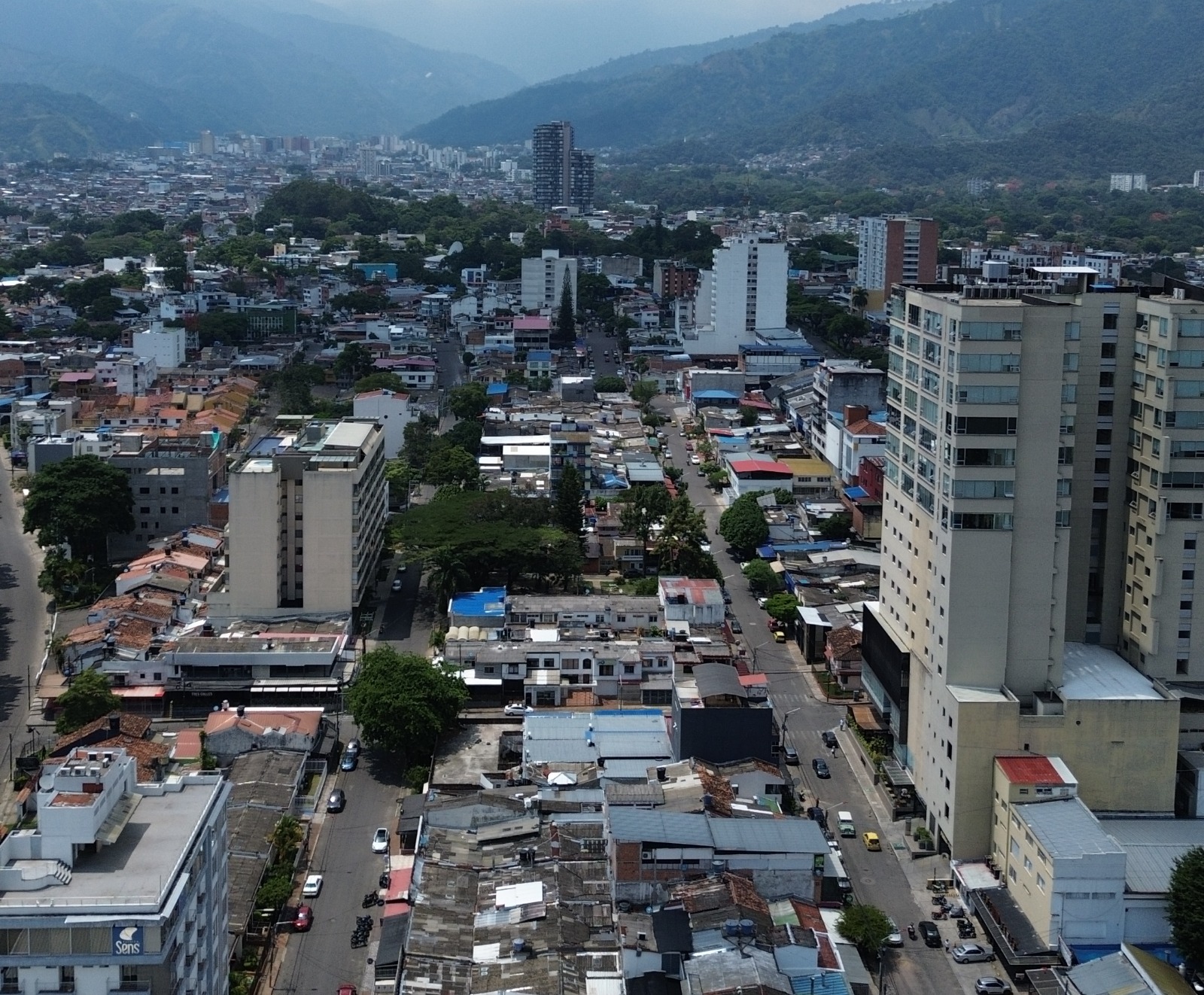 Aumentaron los empleos en construcción e industria y bajó el desempleo juvenil en Ibagué