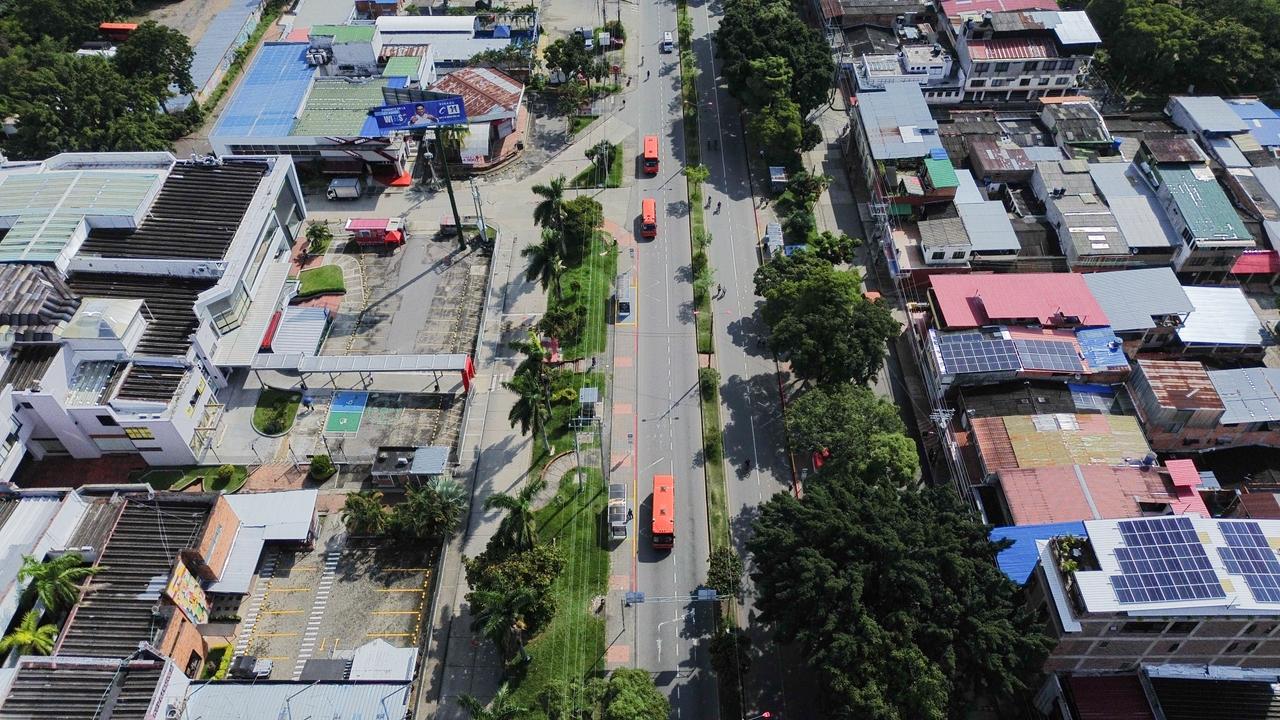 Alcaldía de Ibagué instalará reductores de velocidad en la Quinta para proteger a estudiantes y peatones