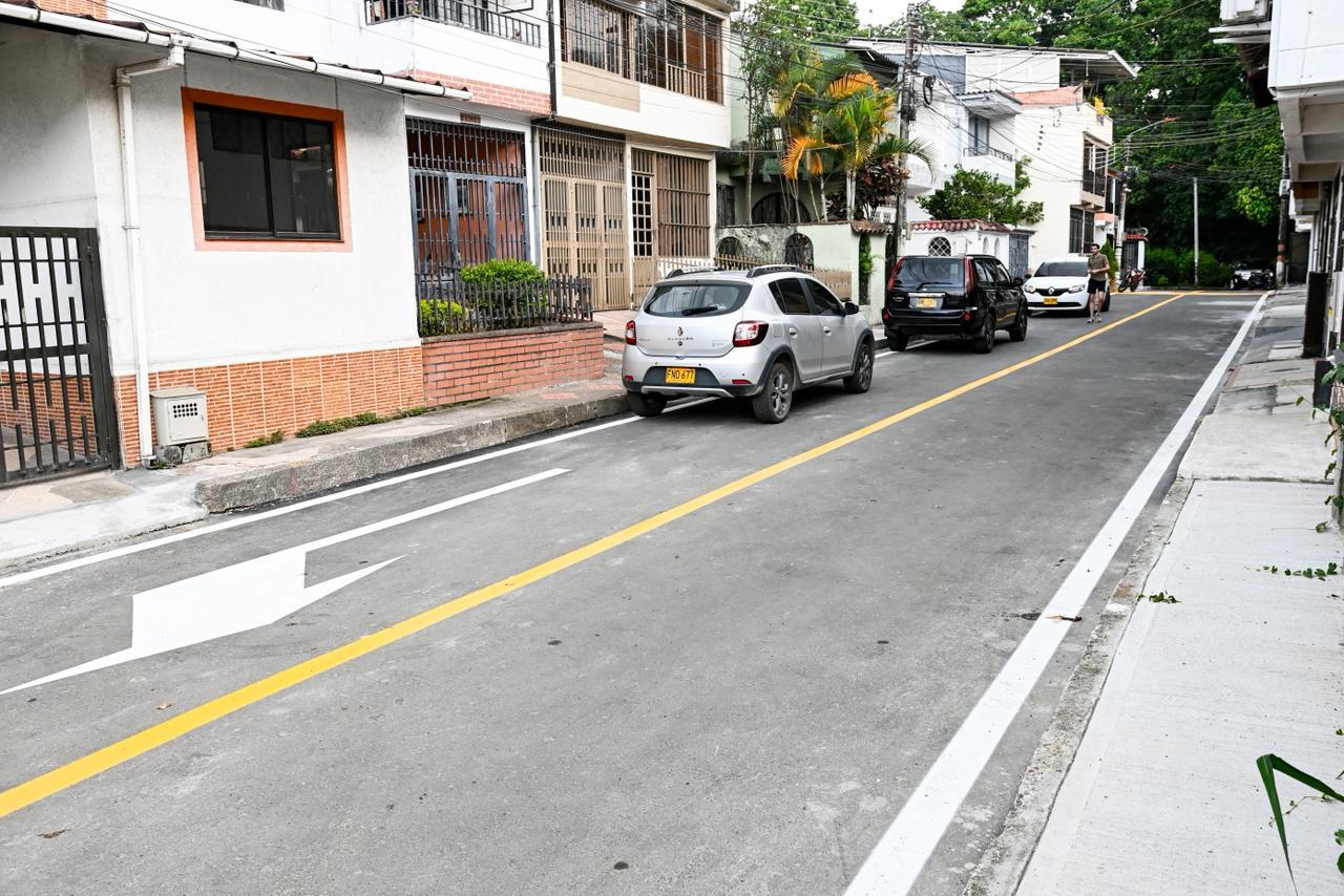 Alcaldía de Ibagué culminó pavimentación de cuatro cuadras en el barrio Calatayud