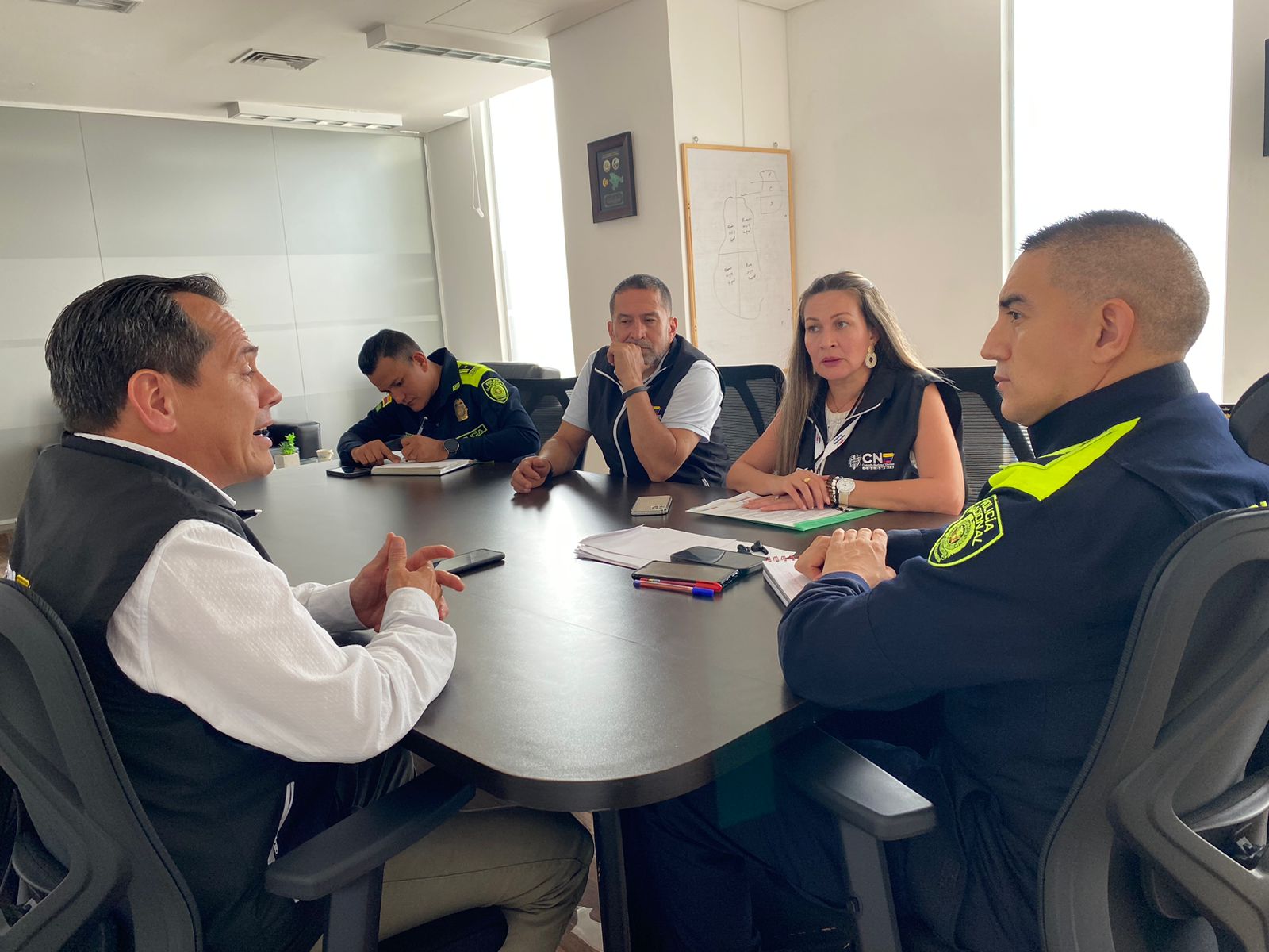 El Consejo Nacional Electoral (CNE) continúa avanzando en el alistamiento institucional para fortalecer la capacitación de la fuerza pública de cara a las próximas elecciones presidenciales