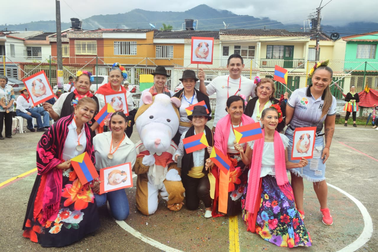 ¡A bailar! IMDRI realiza ‘folcloritos deportivos’ por los barrios de Ibagué